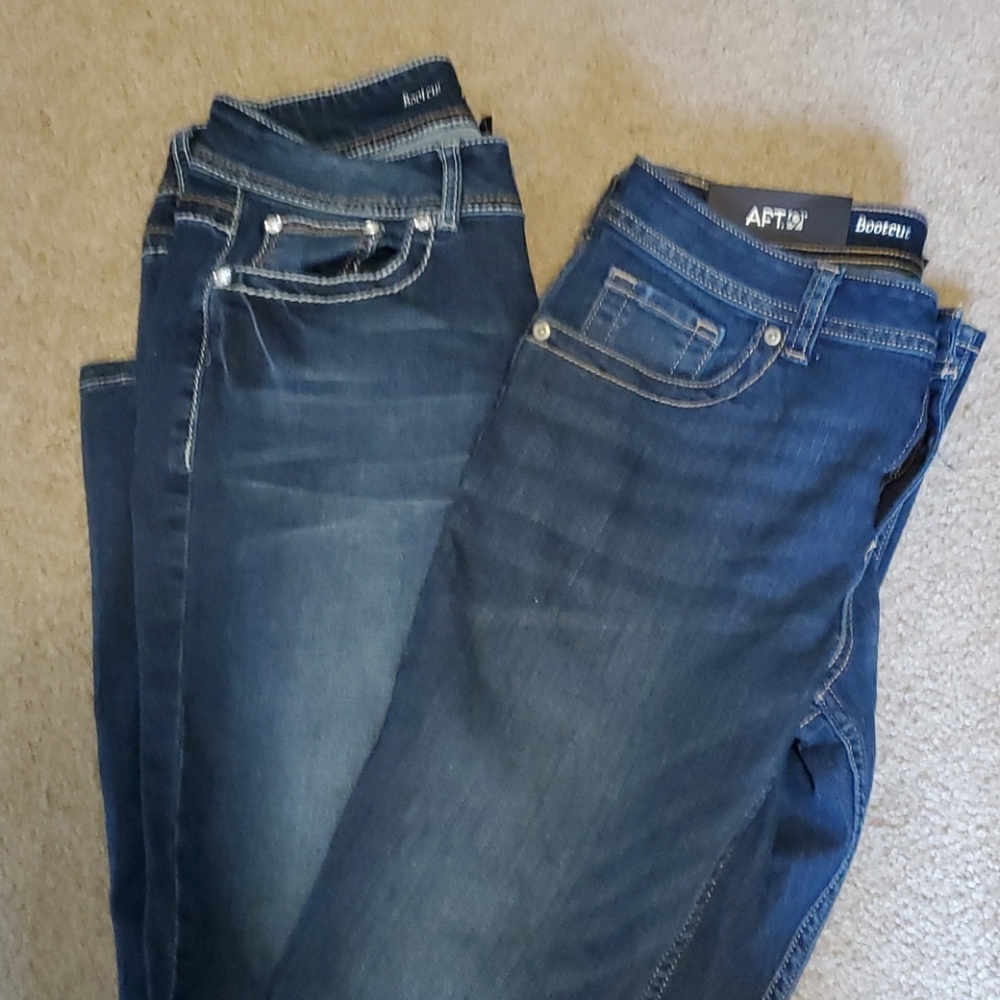 2 pairs of jeans